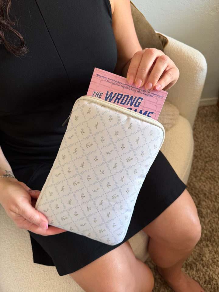 Sweet Pea Book Sleeve