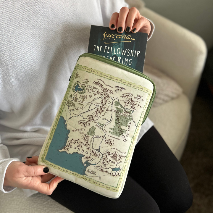 Faraway Lands Vol. 2 : The Tolkien Edition Book Sleeve