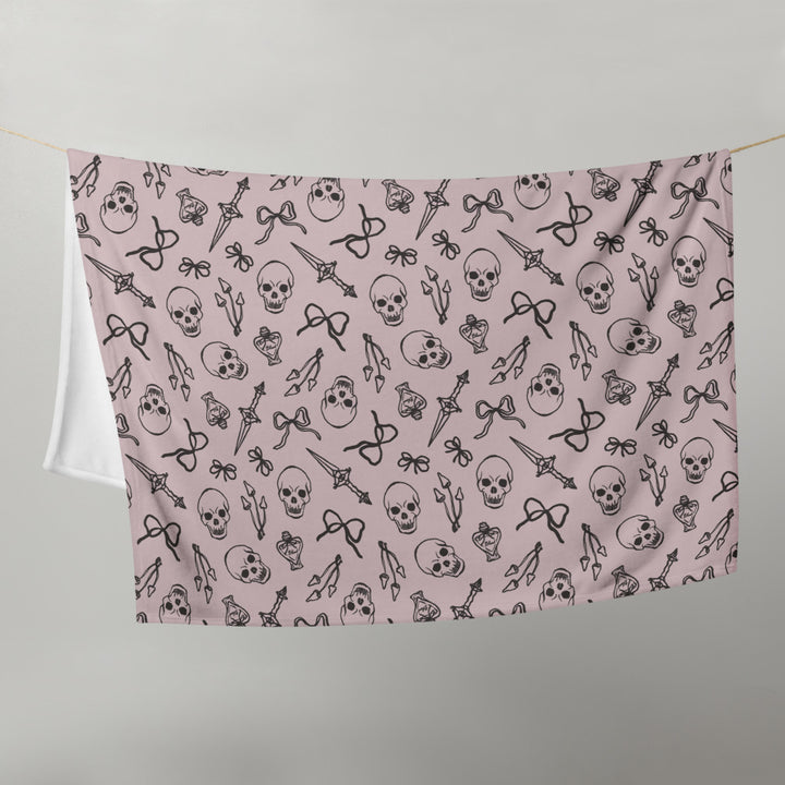 Dainty Daggers Throw Blanket