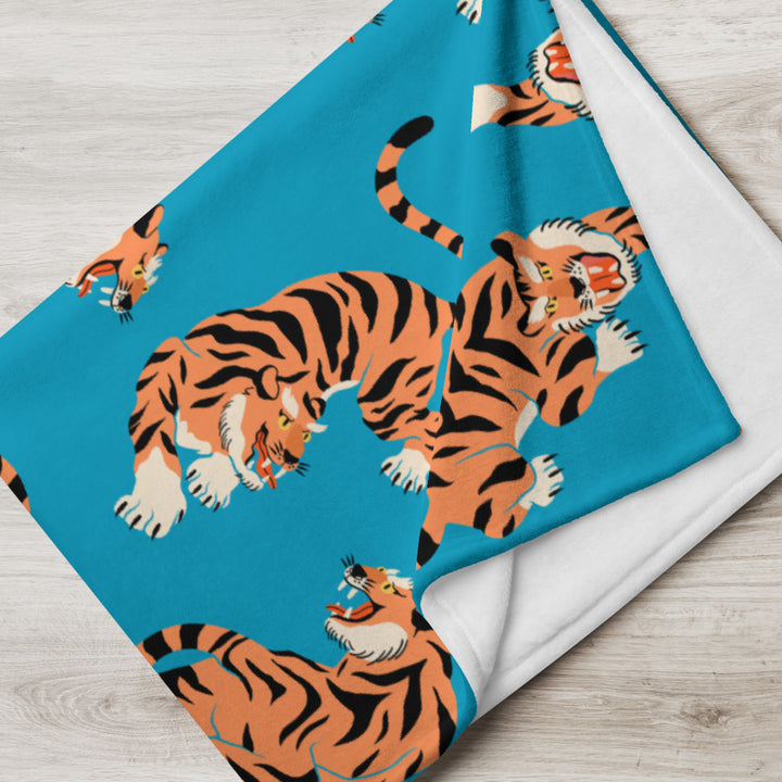 Tigers Throw Blanket