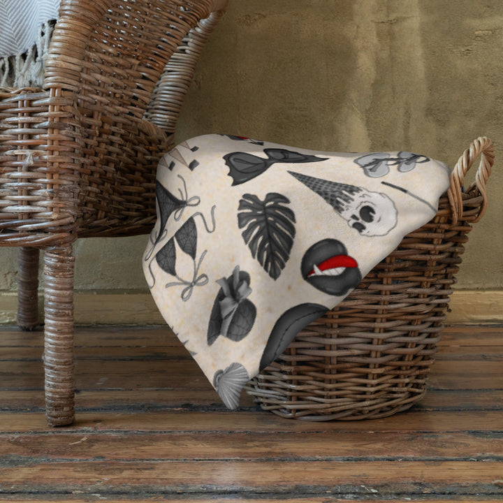 Vamp Summer Throw Blanket