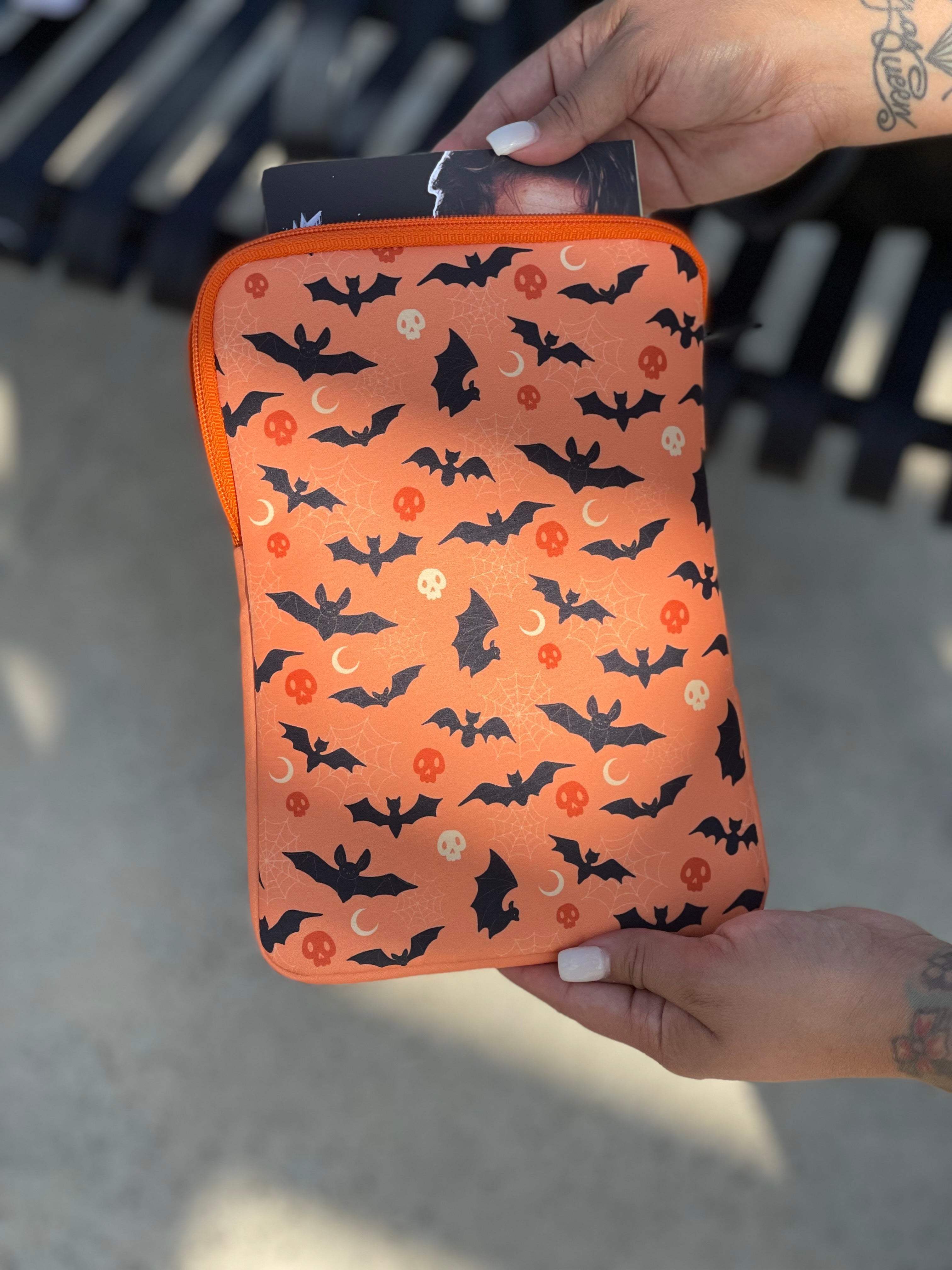 It's Freakin' Bats Book Sleeve