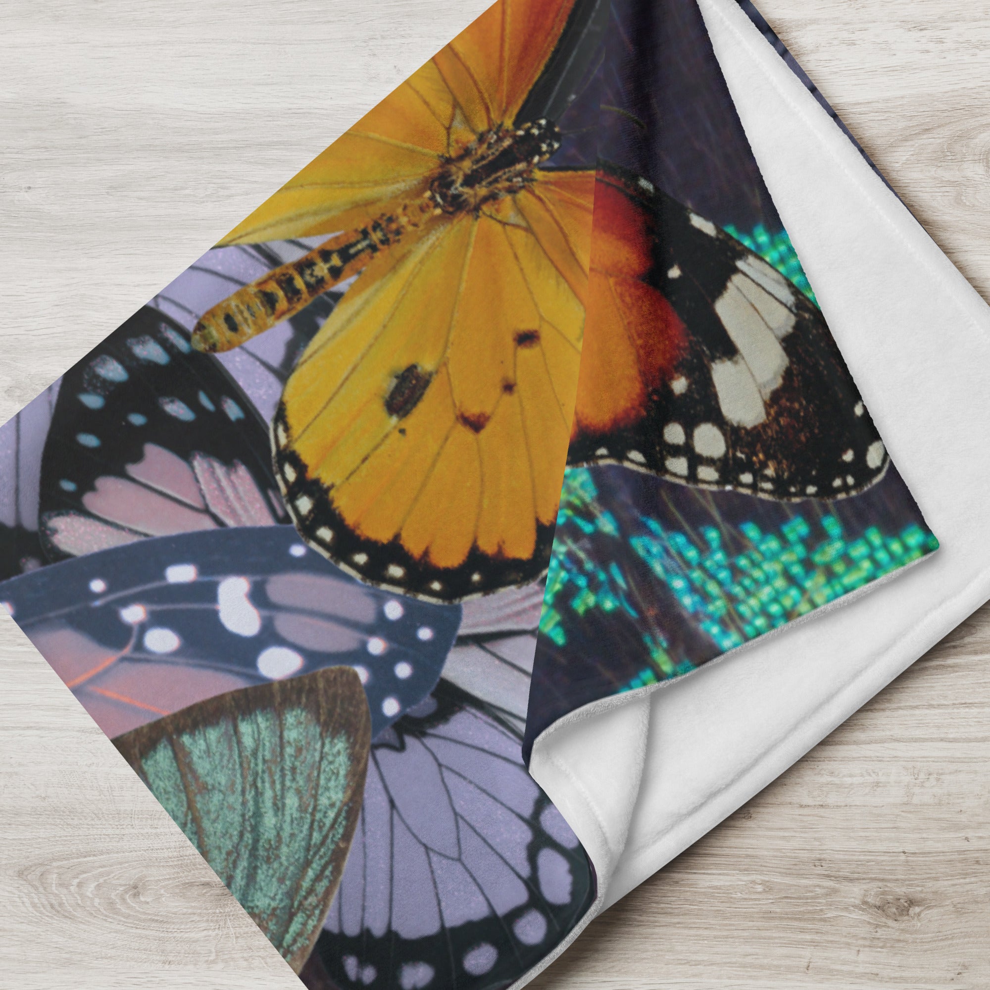 Butterfly Filter Throw Blanket