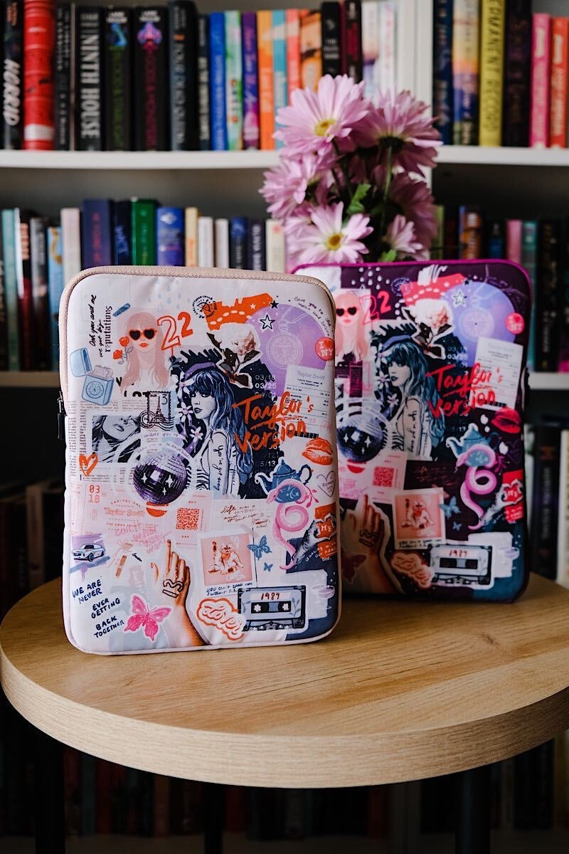 Swiftie - The Light Era Book Sleeve